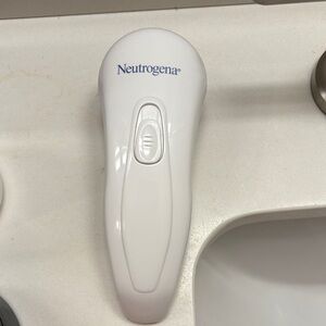 Neutrogena Microdermabrasion Tool